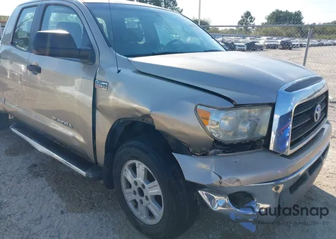 2008 Toyota Tundra Base 5.7L V8 z USA, uszkodzony, nr VIN 5TFRV54118X069419
